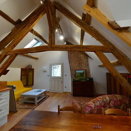 Gite De La Vallee Saint-Hilaire-la-Gravelle Exterior foto